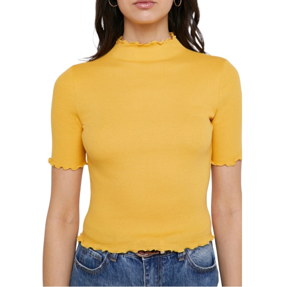 Forever 21 Yellow High Neck Lettuce Edge Top Size: Large